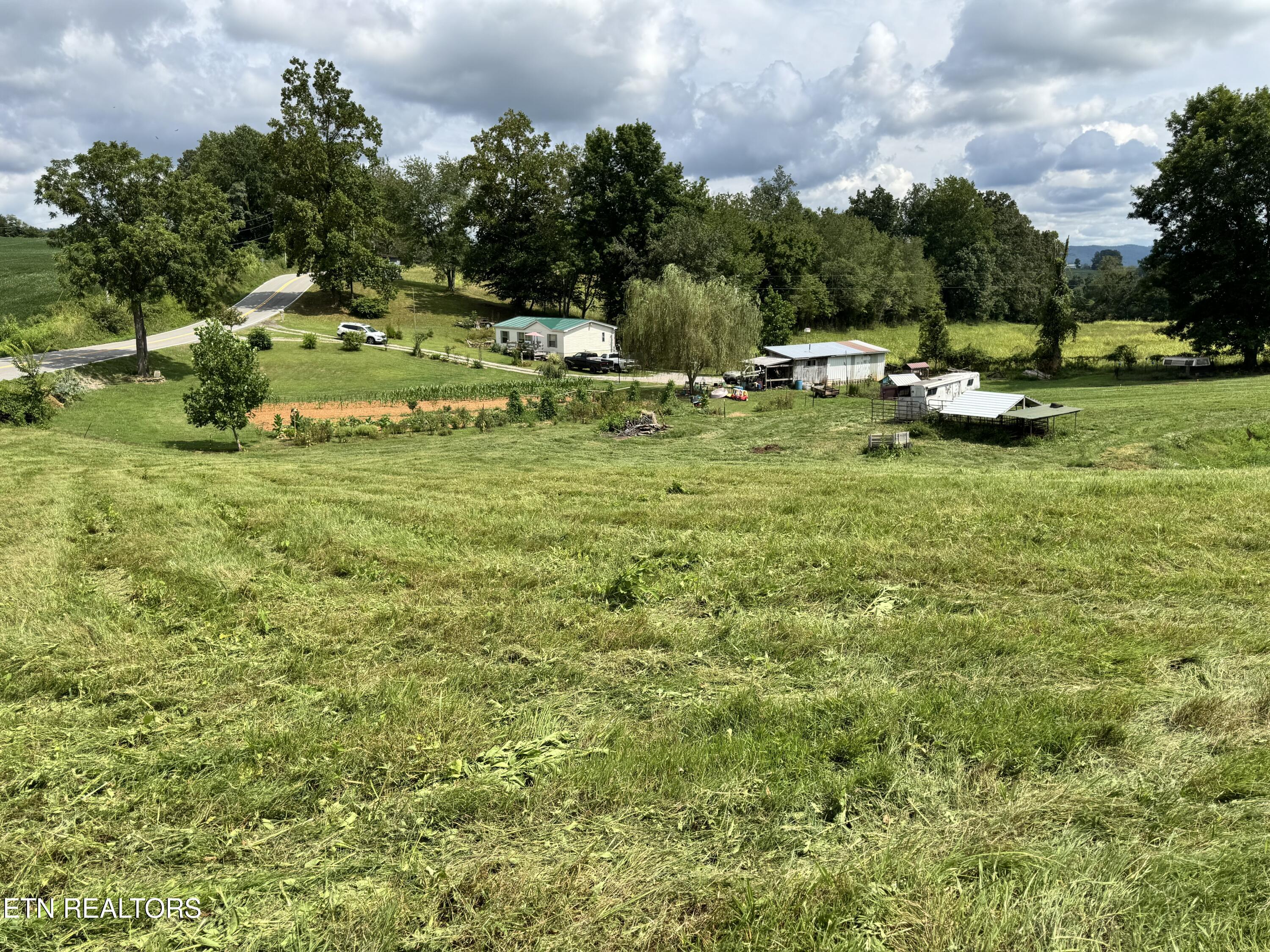 1820 Parker Road Pall Mall, TN 38577 - Photo 24 of 45 IMG_4406