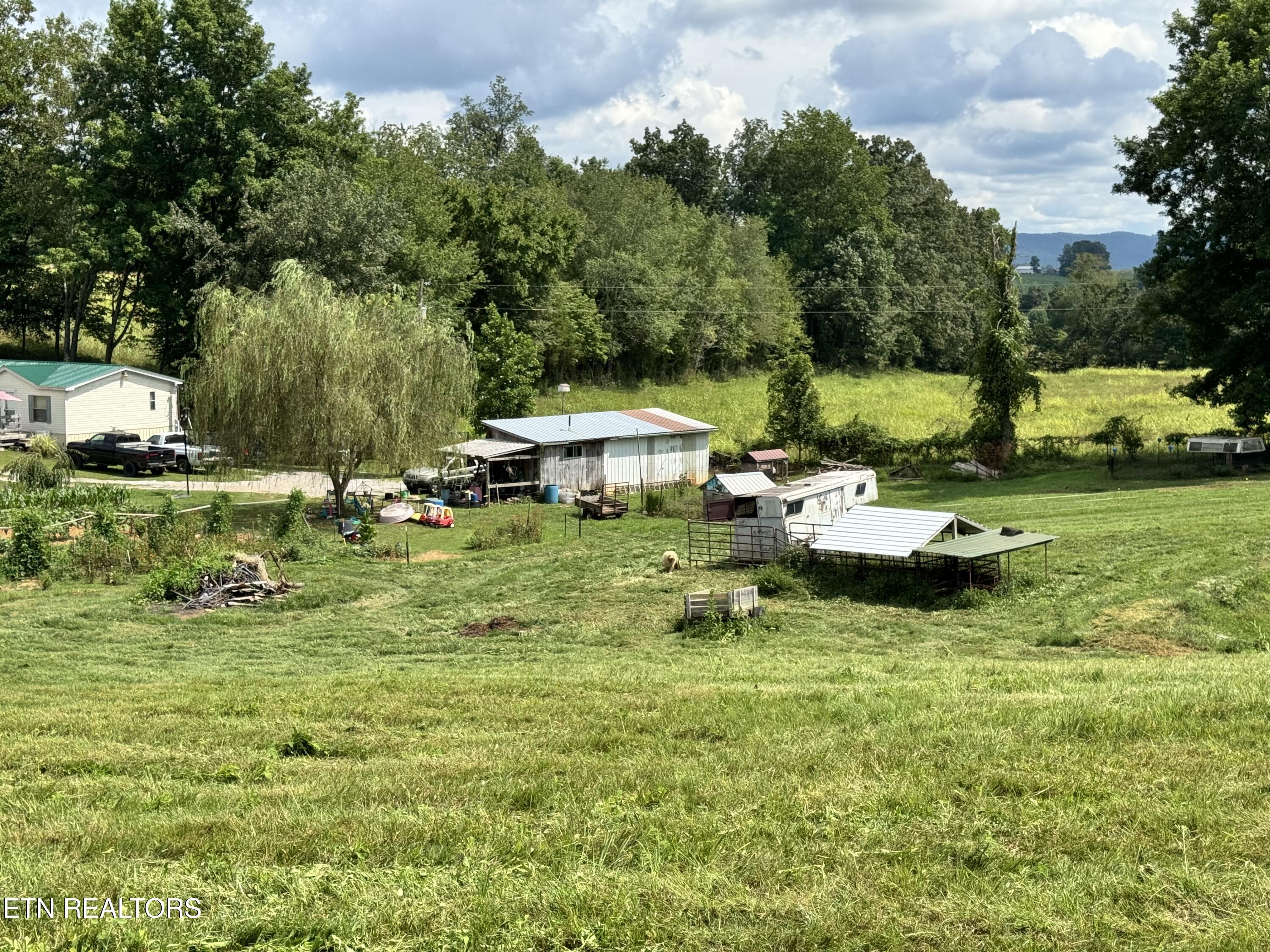 1820 Parker Road Pall Mall, TN 38577 - Photo 26 of 45 IMG_4408