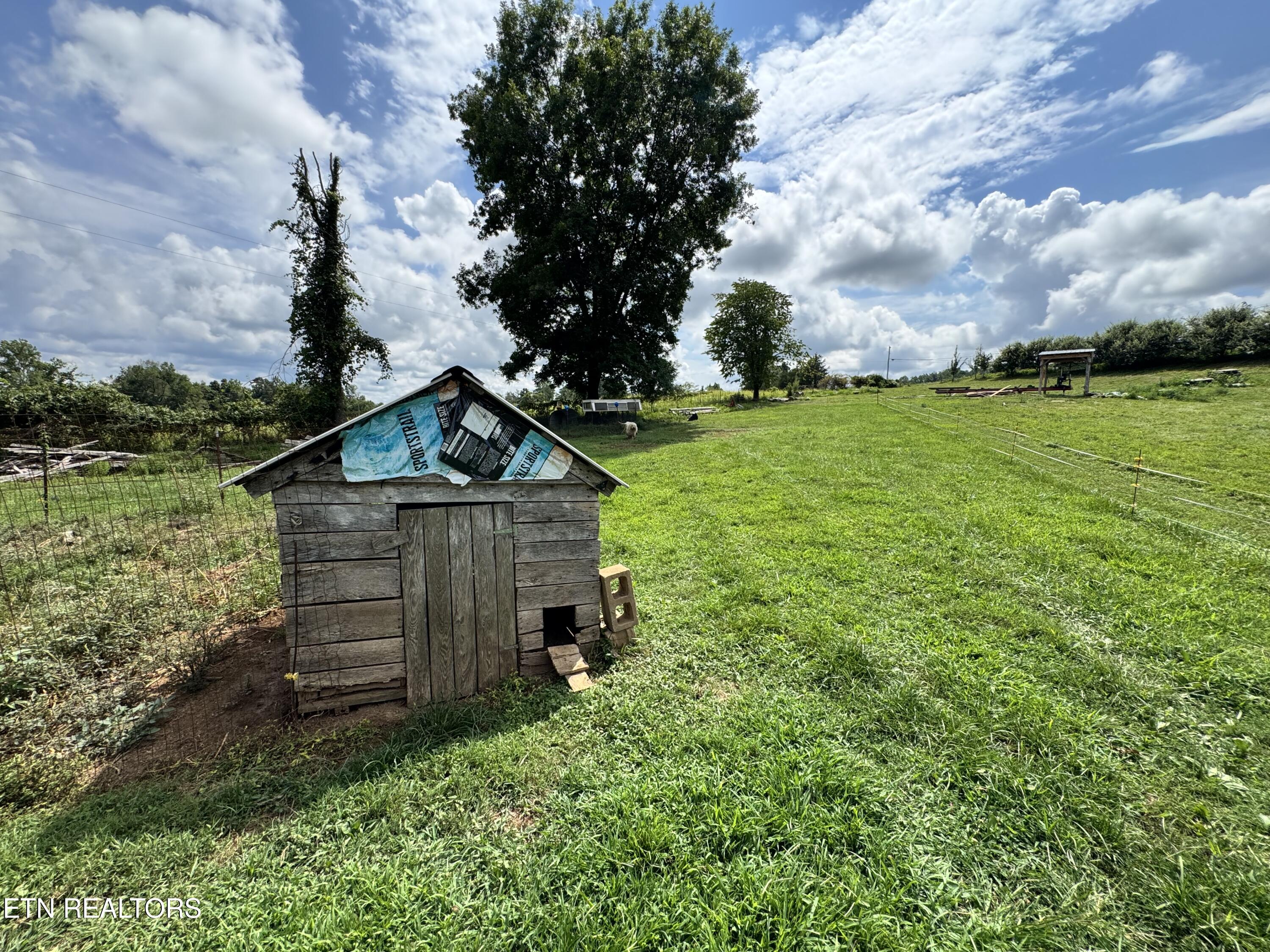 1820 Parker Road Pall Mall, TN 38577 - Photo 32 of 45 IMG_4400