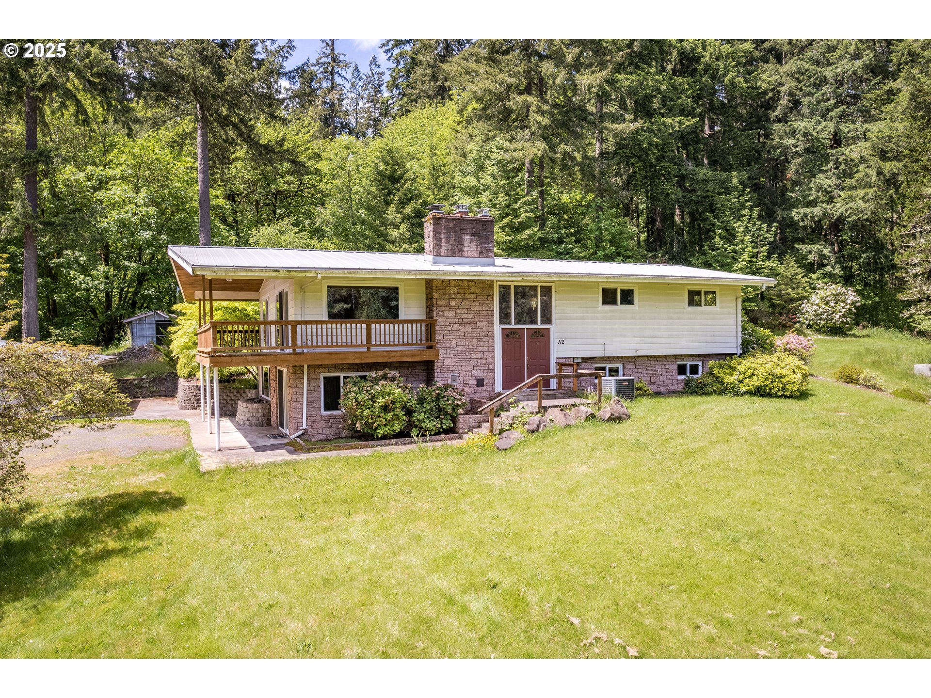 112 Paine Road Castle Rock, WA 98611 - Photo 2 of 40 Gallery Image 2
