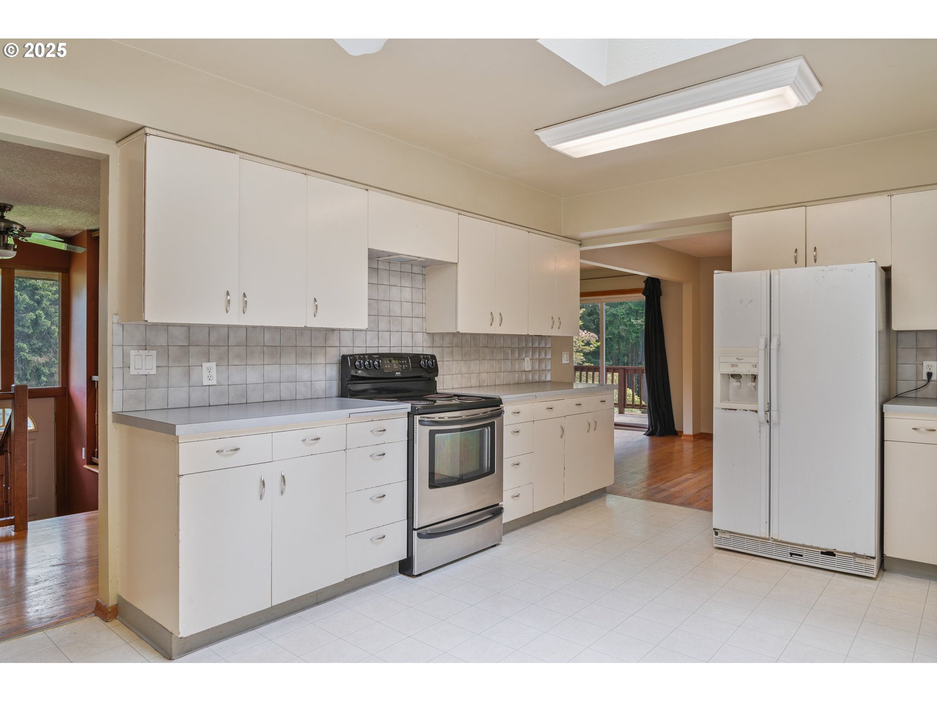 112 Paine Road Castle Rock, WA 98611 - Photo 7 of 40 Gallery Image 7