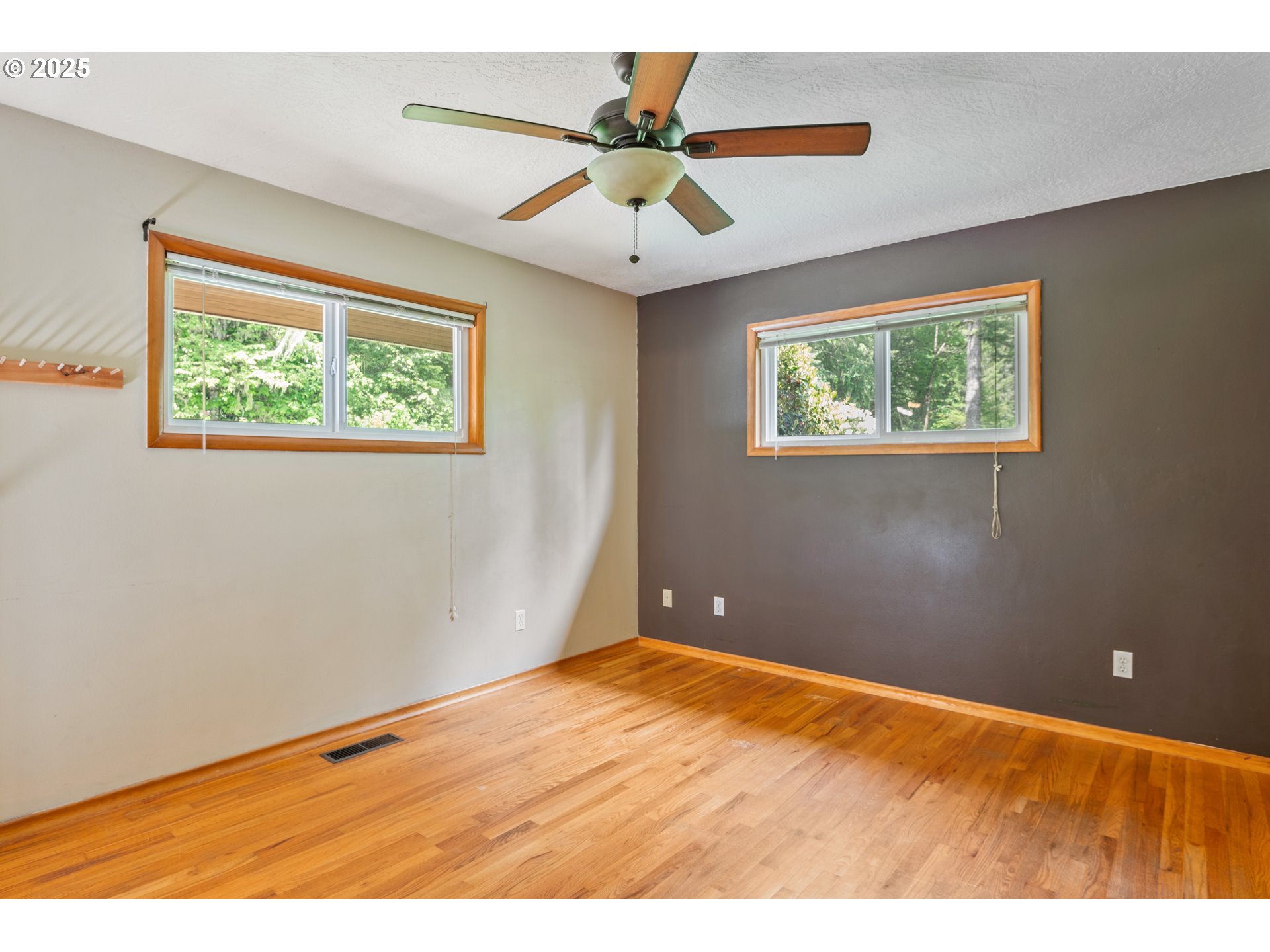 112 Paine Road Castle Rock, WA 98611 - Photo 10 of 40 Gallery Image 10