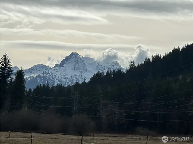 $625,000 | 22750 Highway 530, Darrington, WA 98241