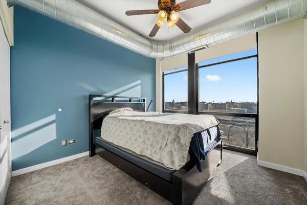 $3,300 | 1001 West 15th Street, Unit 410, Chicago, IL 60608