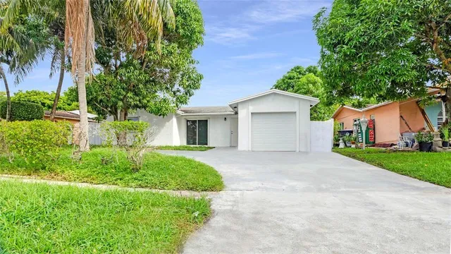 $3,000 | 8241 Southwest 3rd Court, North Lauderdale, FL 33068