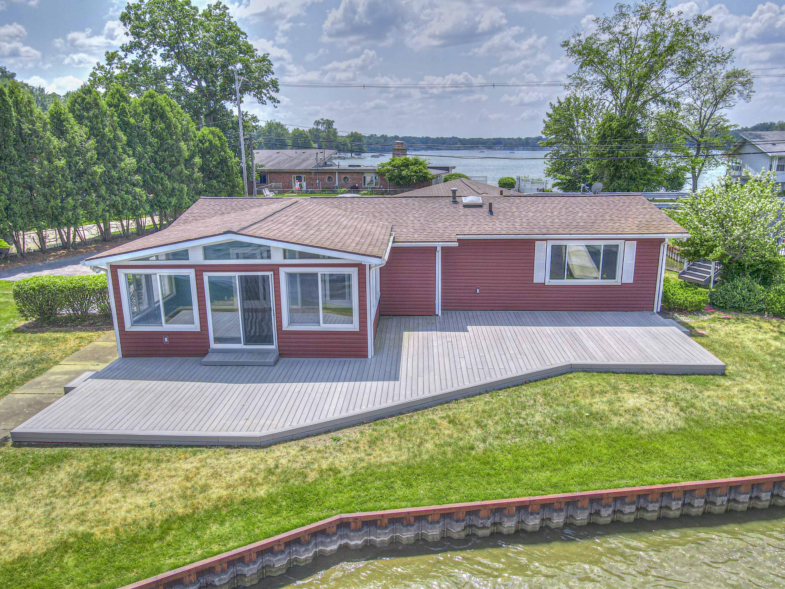 5821 Browns Lake Road Jackson, MI 49203 - Photo 2 of 42 5821 Browns Lake Rd 06