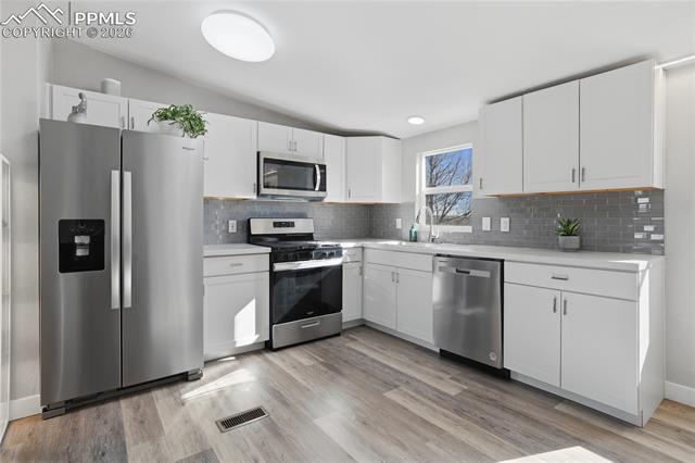 965 Mesa Valley Road Colorado Springs, CO 80907 - Photo 4 of 34 Gallery Image 4