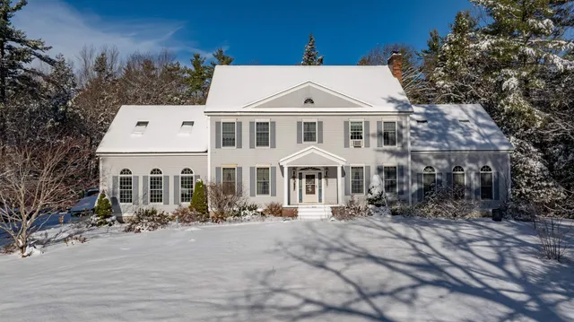 $915,000 | 160 Jennifer Drive, Chester, NH 03036