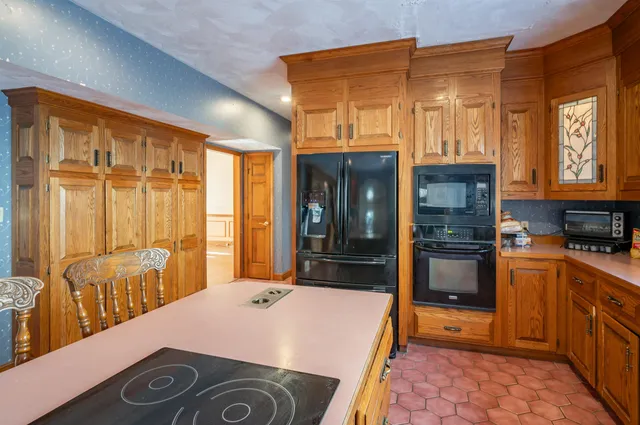 $915,000 | 160 Jennifer Drive, Chester, NH 03036