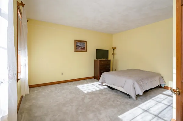 $799,000 | 160 Jennifer Drive, Chester, NH 03036