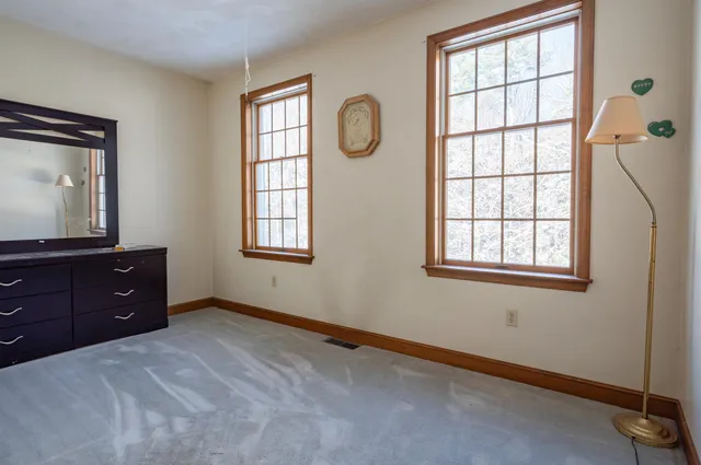 $915,000 | 160 Jennifer Drive, Chester, NH 03036