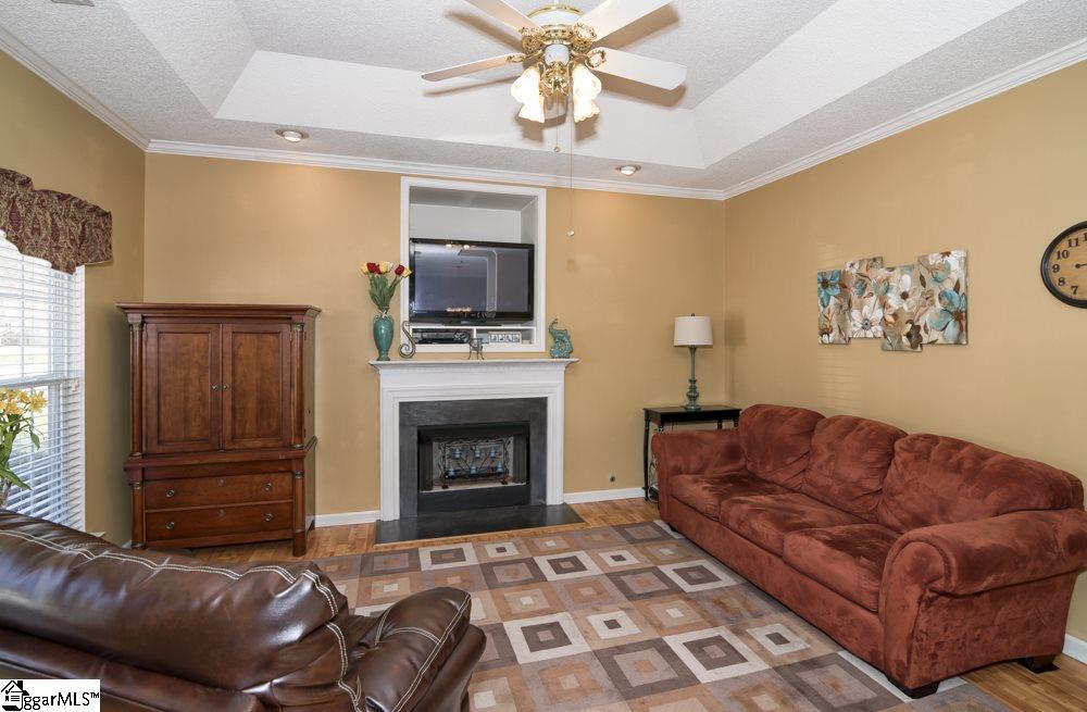 317 Canvasback Way Easley, SC 29642 - Photo 4 of 32 Gallery Image 4