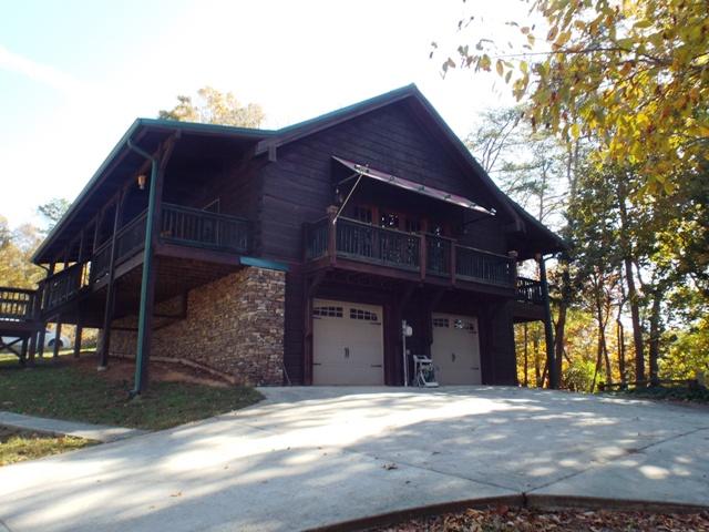 222 Rivers Edge Lane Benton, TN 37307 - Photo 23 of 59 222 Rivers Edge DSCF6157 garage
