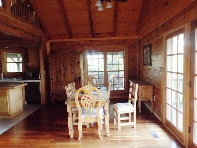 222 Rivers Edge Lane Benton, TN 37307 - Photo 7 of 59 222 Rivers Edge DSCF6176 dining