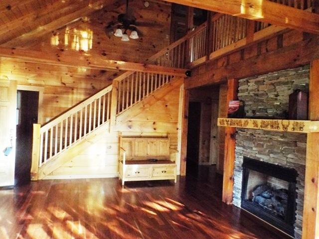 222 Rivers Edge Lane Benton, TN 37307 - Photo 8 of 59 222 Rivers Edge DSCF6177 great room