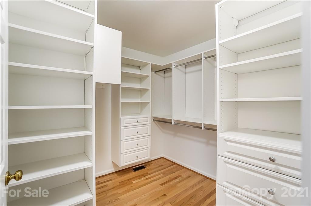 8114 Stevens Mill Road Matthews, NC 28104 - Photo 17 of 30 Gallery Image 17