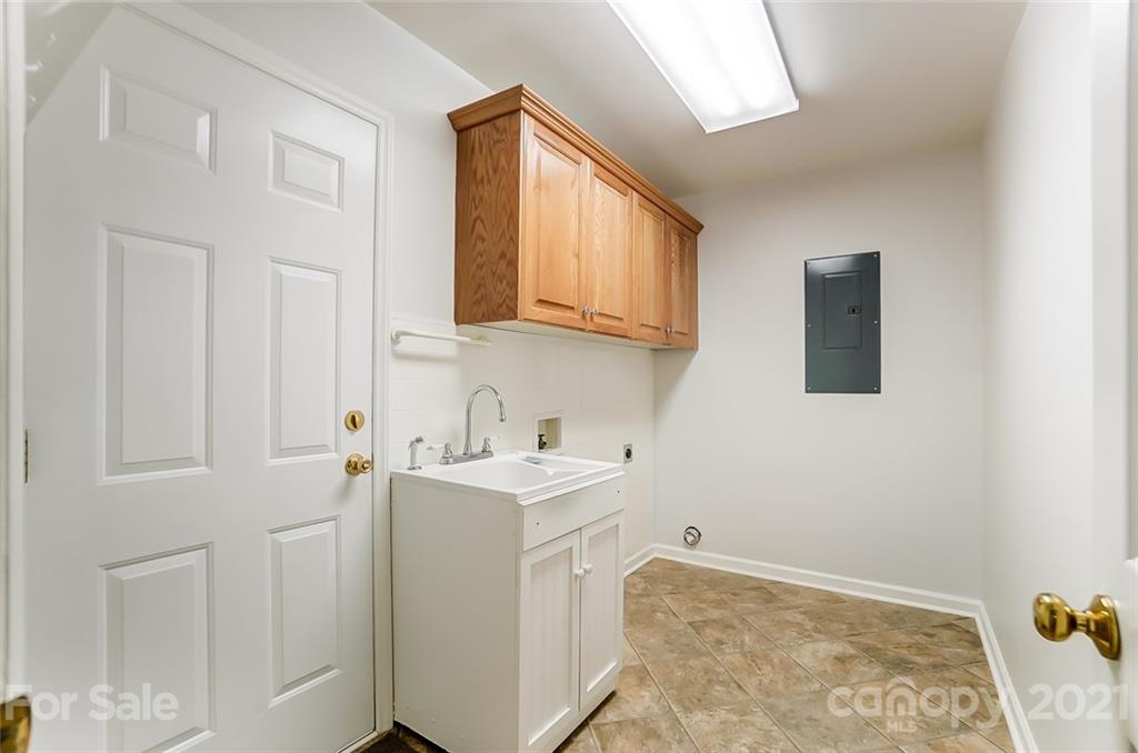 8114 Stevens Mill Road Matthews, NC 28104 - Photo 21 of 30 Gallery Image 21