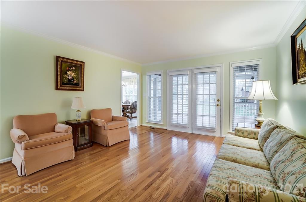 8114 Stevens Mill Road Matthews, NC 28104 - Photo 7 of 30 Gallery Image 7