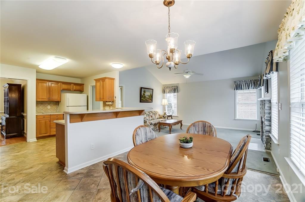 8114 Stevens Mill Road Matthews, NC 28104 - Photo 9 of 30 Gallery Image 9
