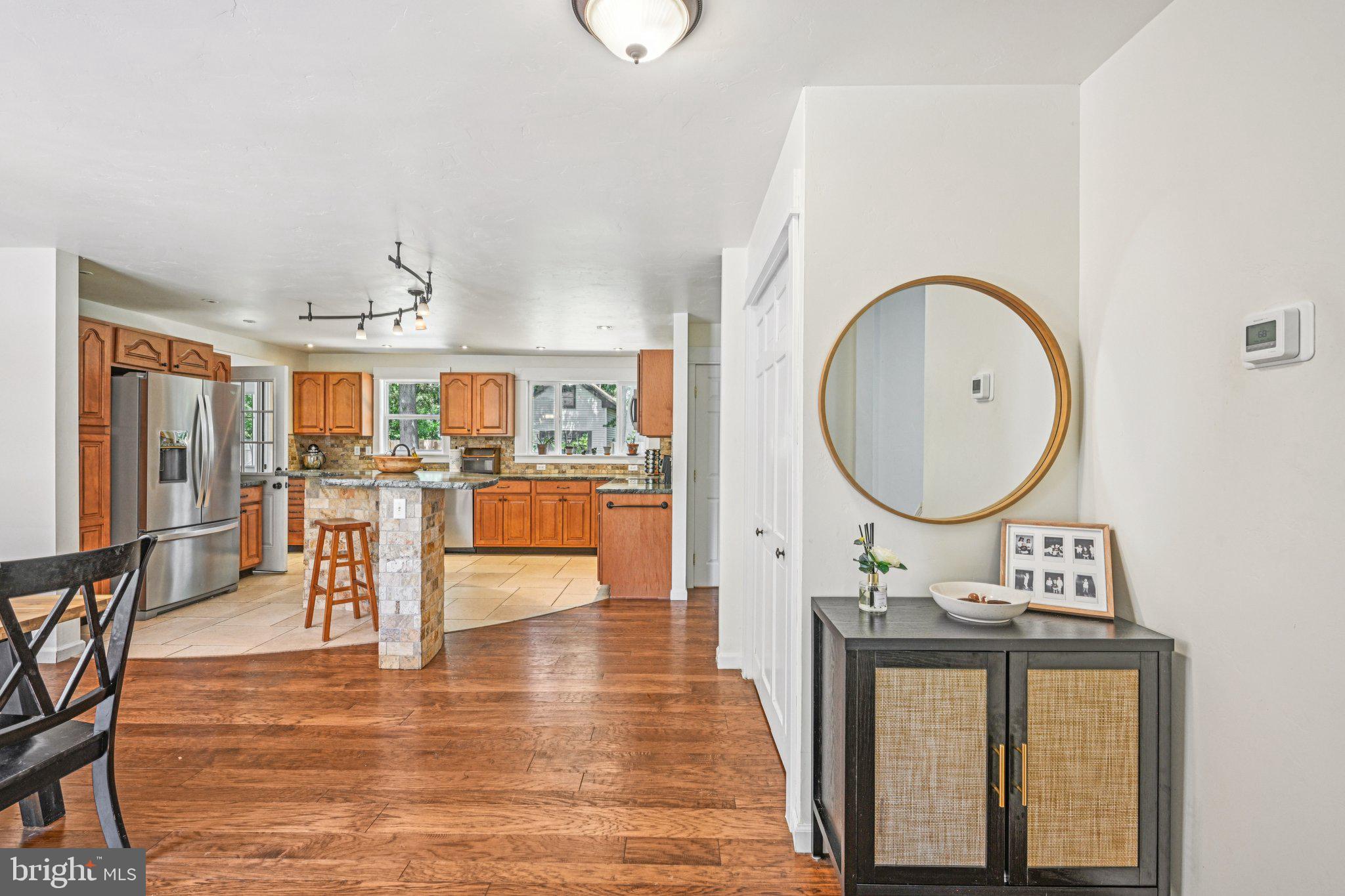 53 Hartford Road Delran, NJ 08075 - Photo 11 of 54