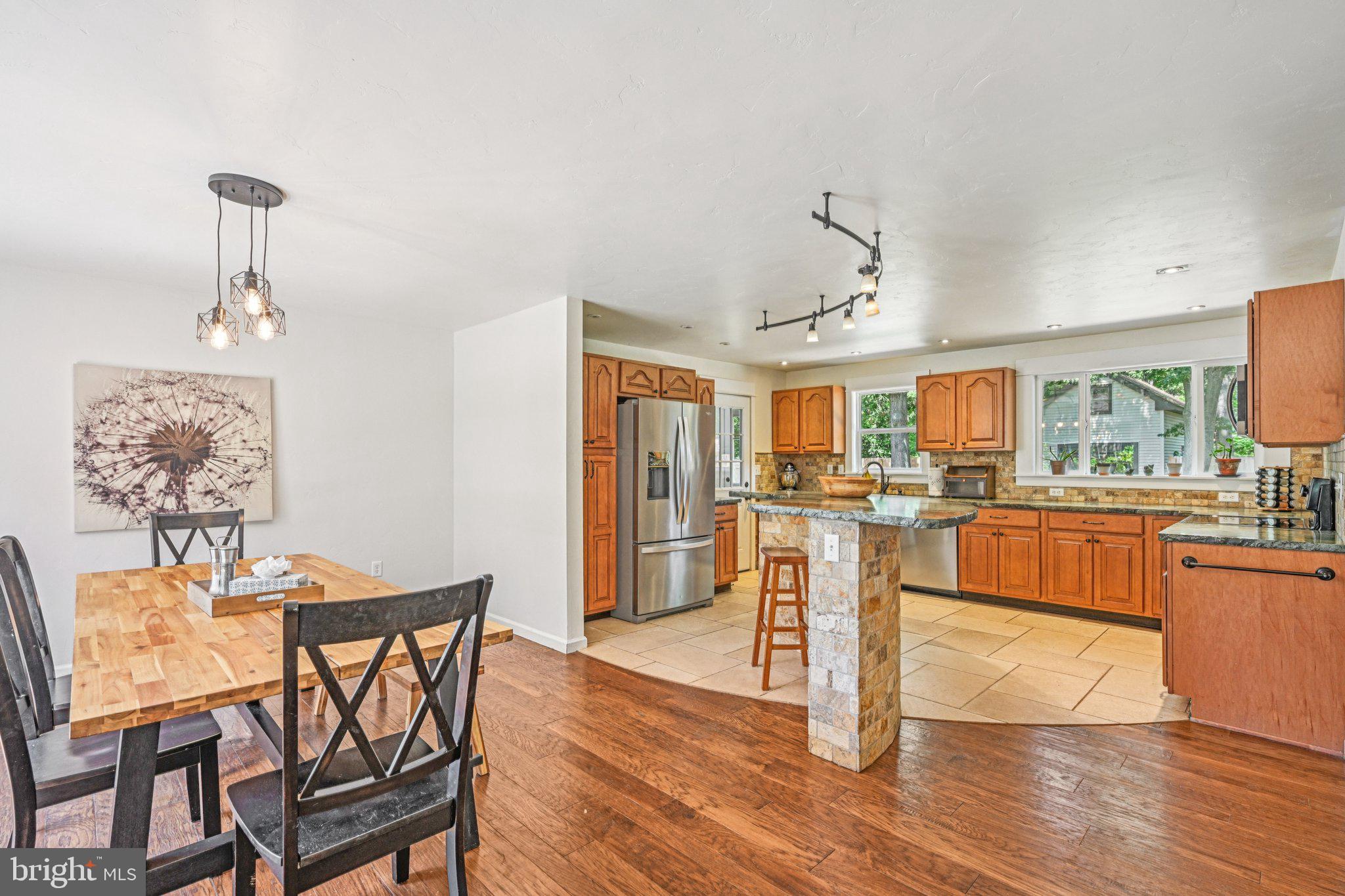 53 Hartford Road Delran, NJ 08075 - Photo 12 of 54