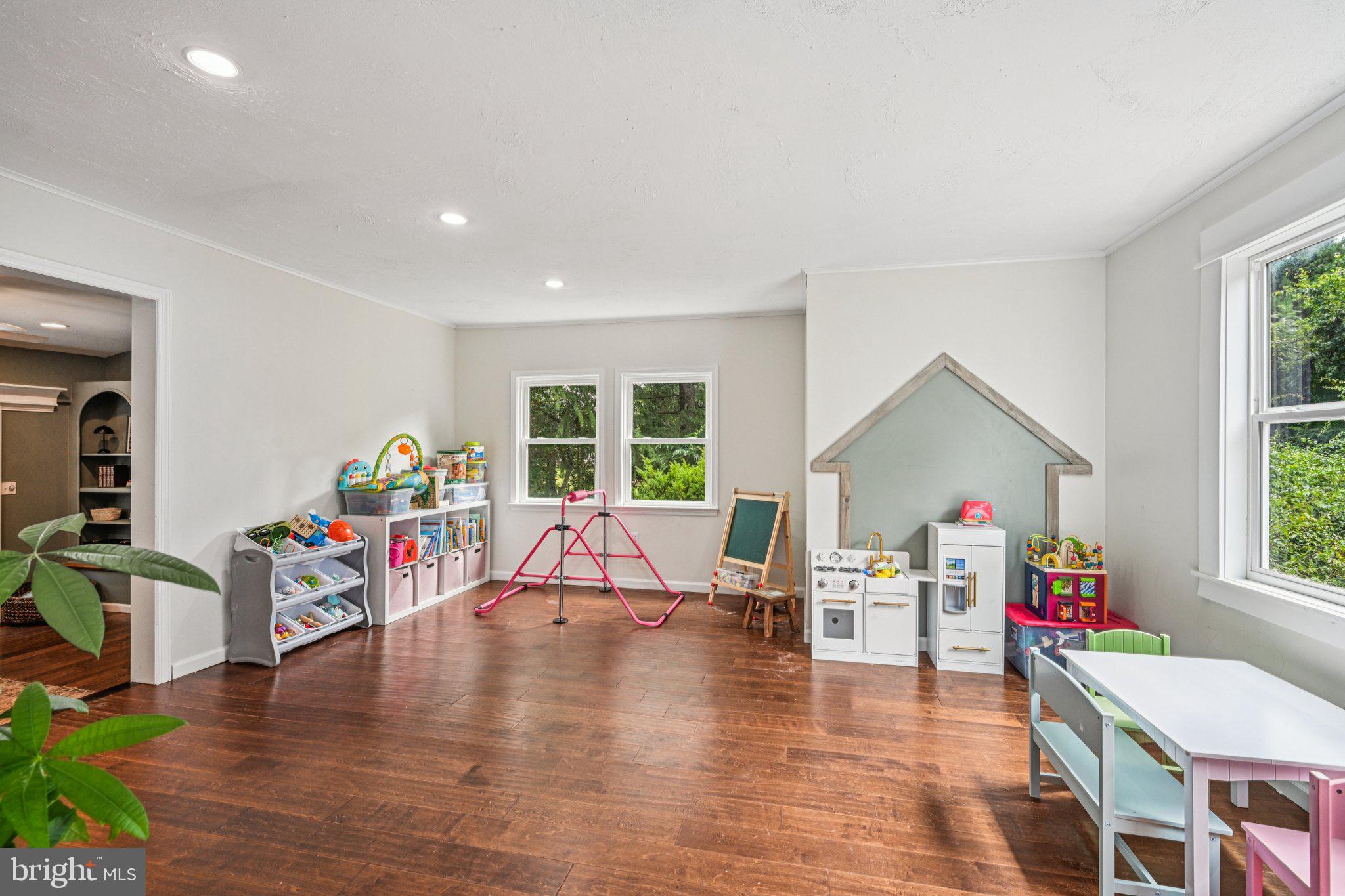 53 Hartford Road Delran, NJ 08075 - Photo 17 of 54