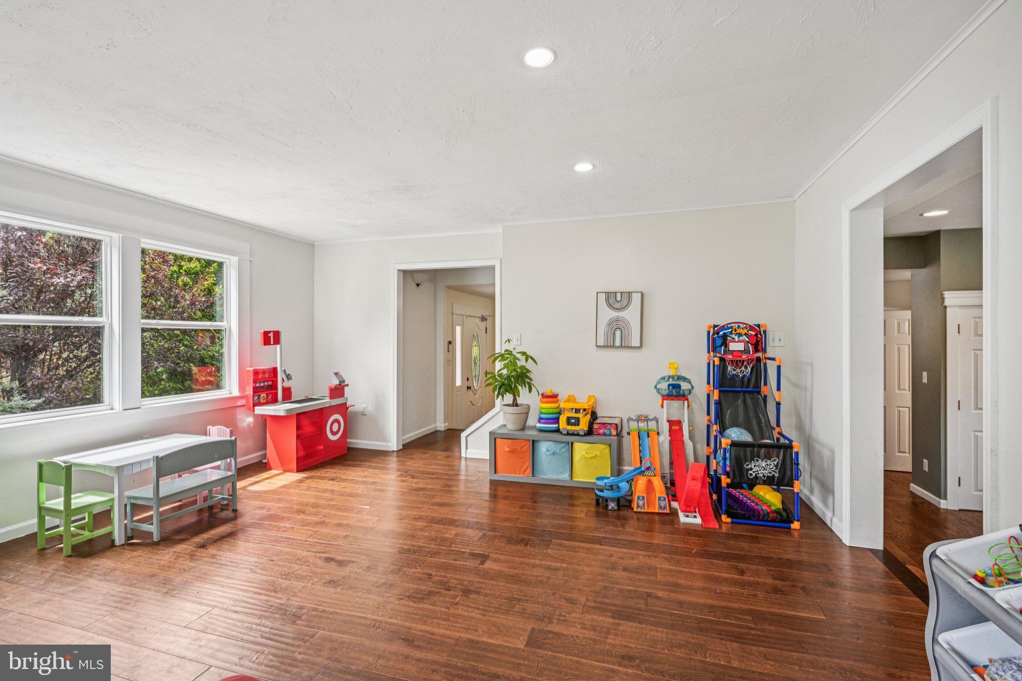 53 Hartford Road Delran, NJ 08075 - Photo 18 of 54