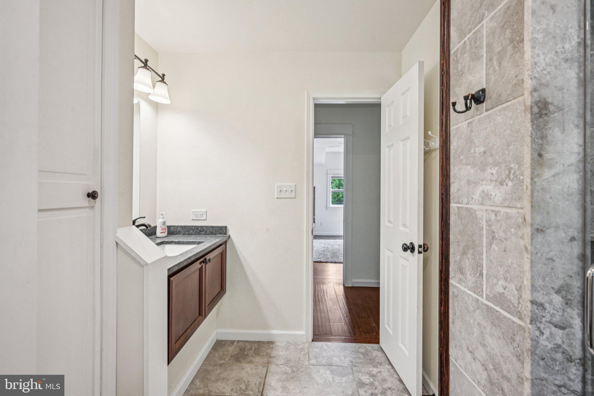 53 Hartford Road Delran, NJ 08075 - Photo 29 of 54