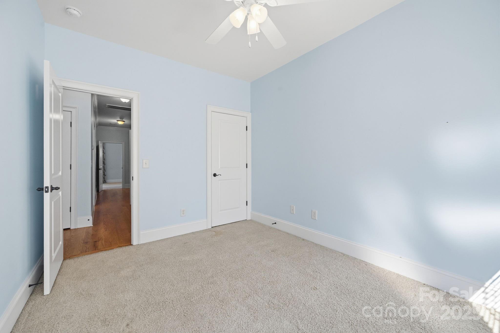 329 Spring Street Davidson, NC 28036 - Photo 22 of 31 an empty room with a bathroom
