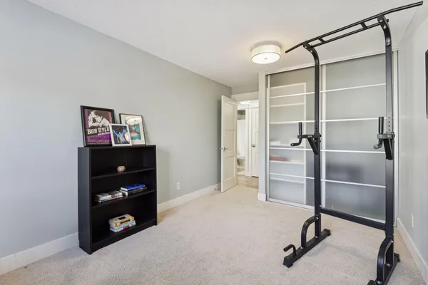$339,000 | 205 Barry Avenue South, Unit 221, Wayzata, MN 55391