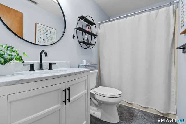 $265,900 | 100 Northampton Lane, Unit 9, Plainville, CT 06062