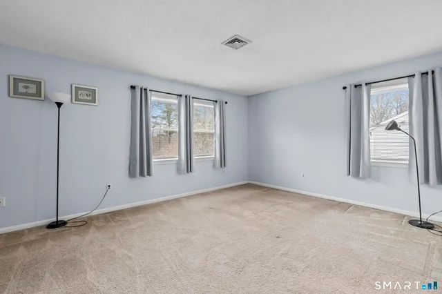 $265,900 | 100 Northampton Lane, Unit 9, Plainville, CT 06062