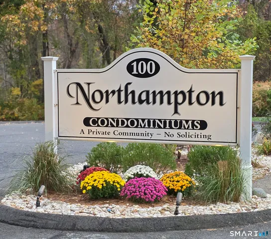 $265,900 | 100 Northampton Lane, Unit 9, Plainville, CT 06062
