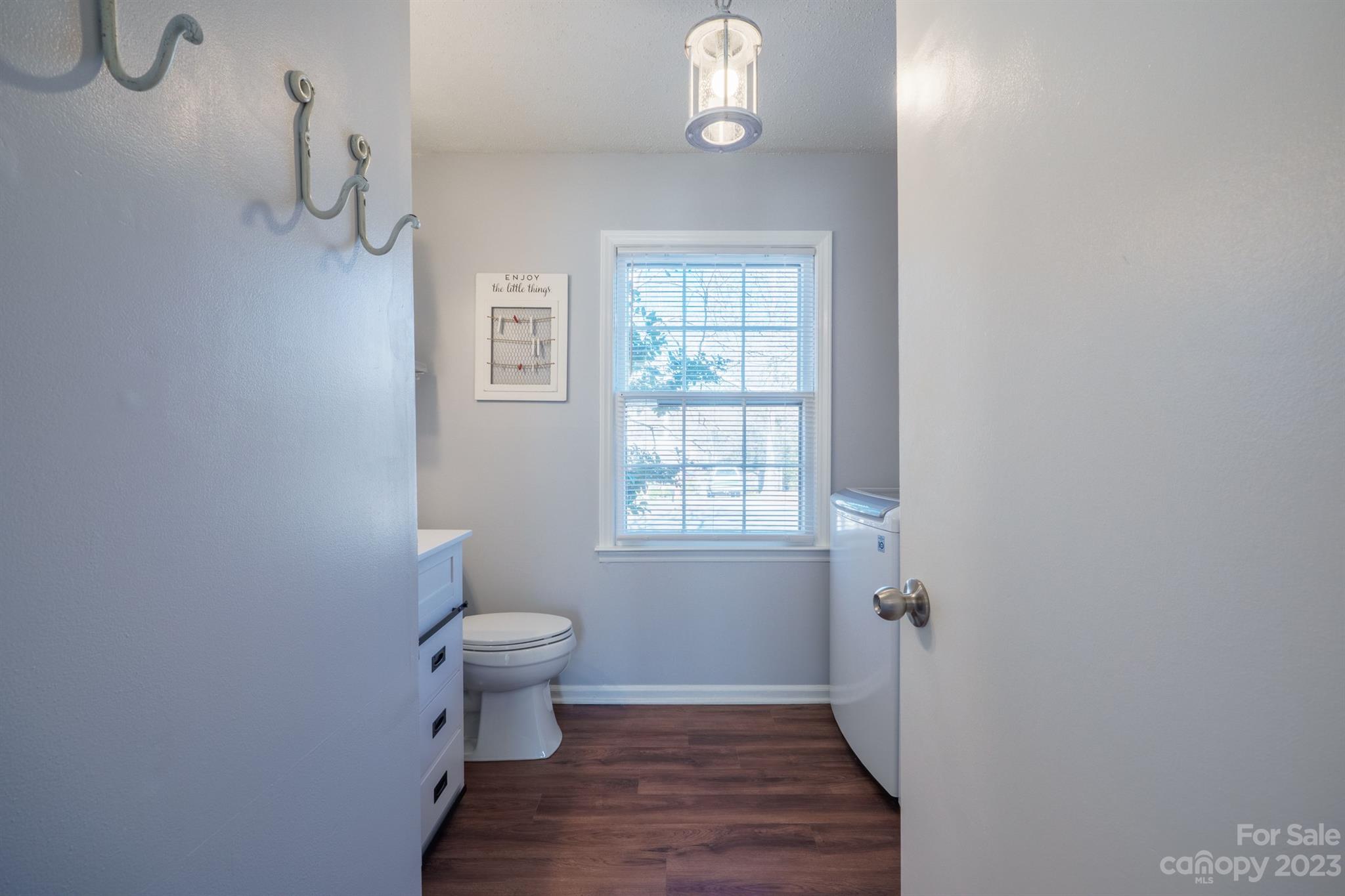 313 Clearbrook Road Matthews, NC 28105 - Photo 17 of 48 Gallery Image 17