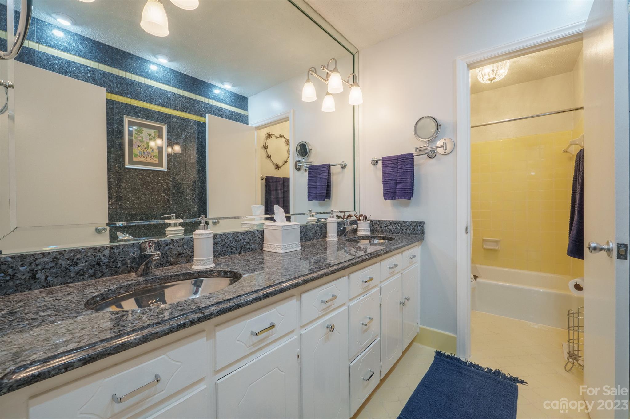 313 Clearbrook Road Matthews, NC 28105 - Photo 24 of 48 Gallery Image 24