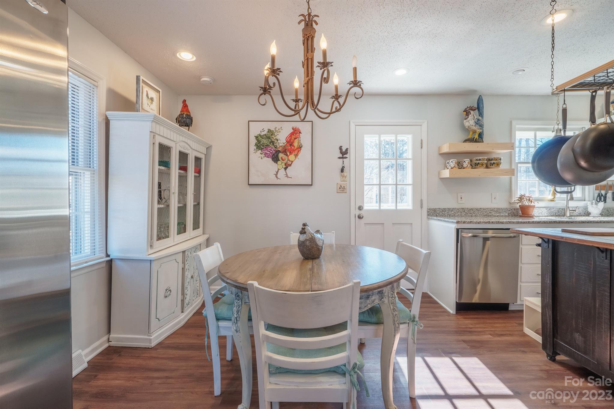 313 Clearbrook Road Matthews, NC 28105 - Photo 10 of 48 Gallery Image 10