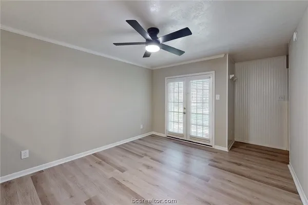 $1,375 | 1409 Airline Drive, Unit B, College Station, TX 77845