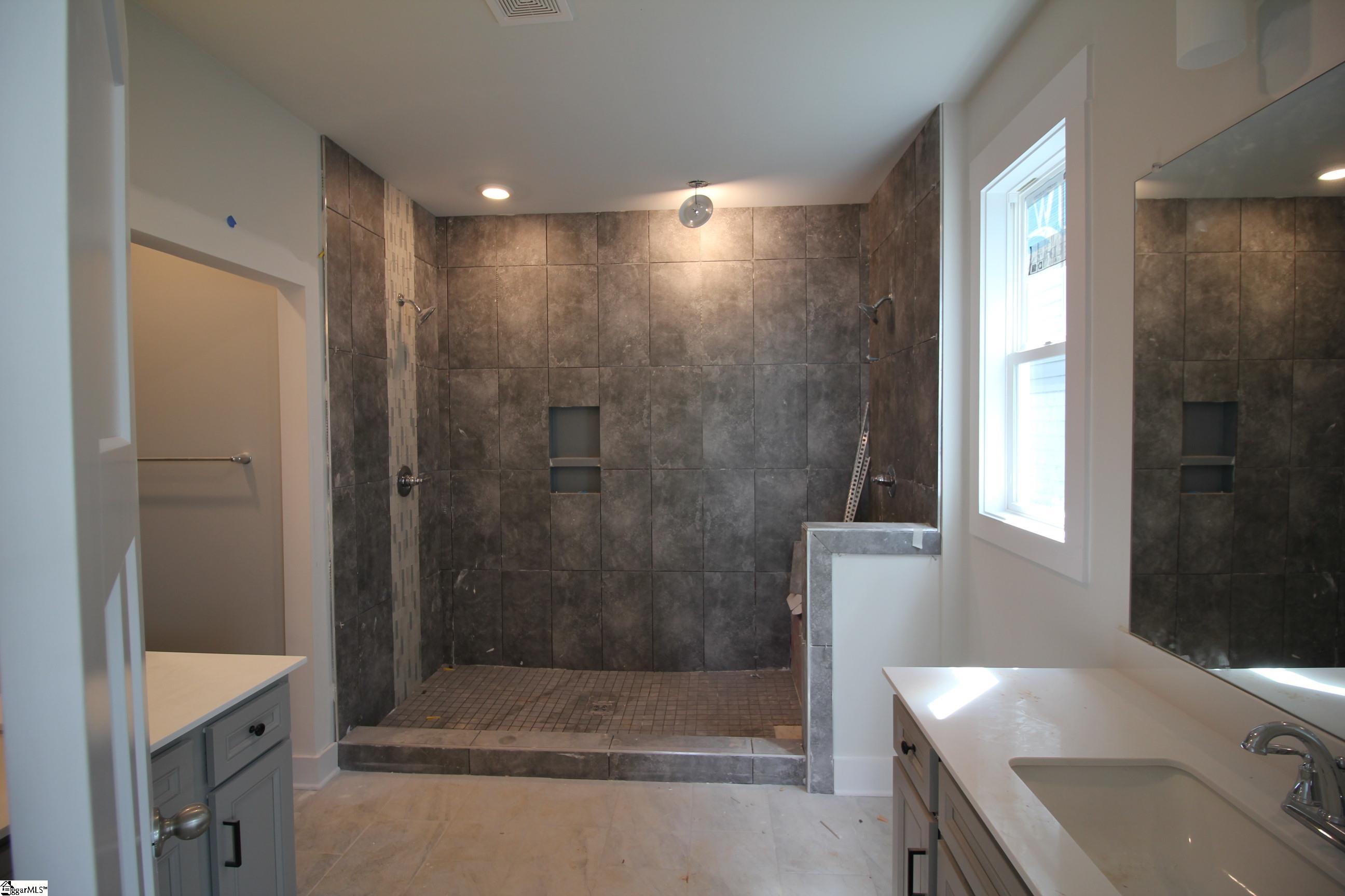 38 Elmsley Road Greenville, SC 29607 - Photo 8 of 24