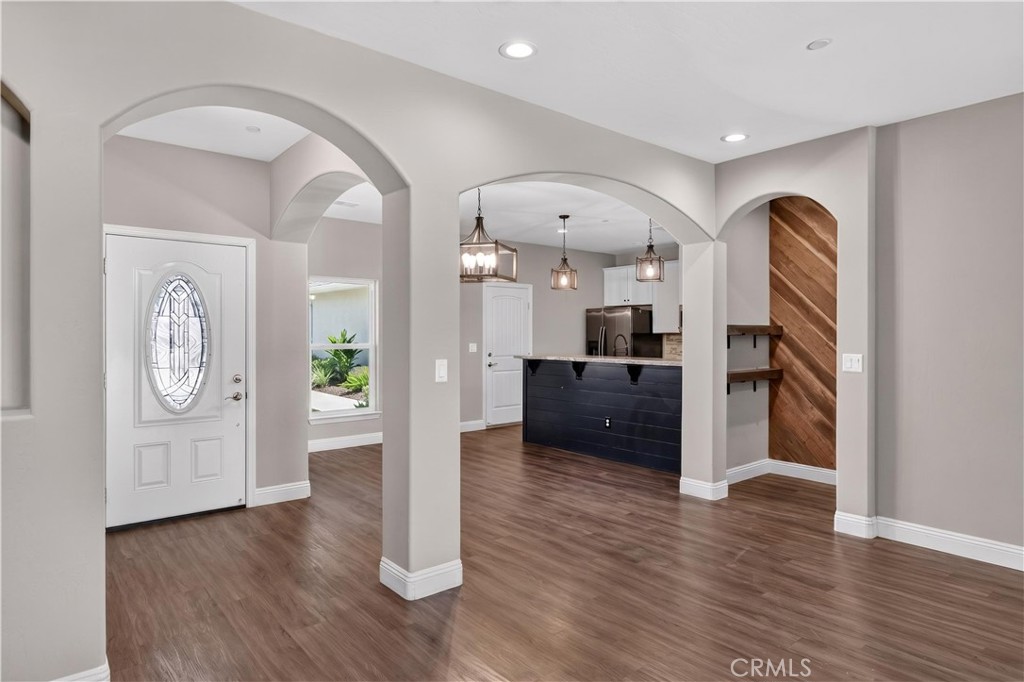 21841 Mid Tehachapi, CA 93561 - Photo 4 of 29