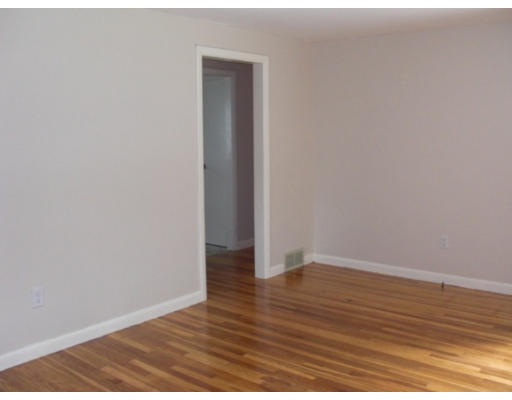 96 North Brook Road Springfield, MA 01119 - Photo 2 of 12