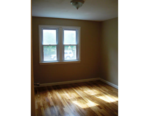 96 North Brook Road Springfield, MA 01119 - Photo 6 of 12
