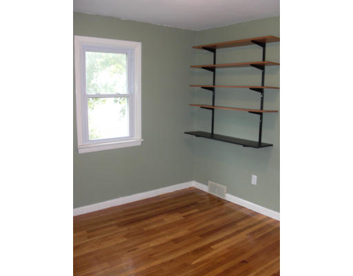 96 North Brook Road Springfield, MA 01119 - Photo 7 of 12