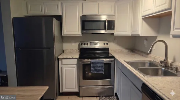 $265,000 | 7 Brian Court, New Castle, DE 19720