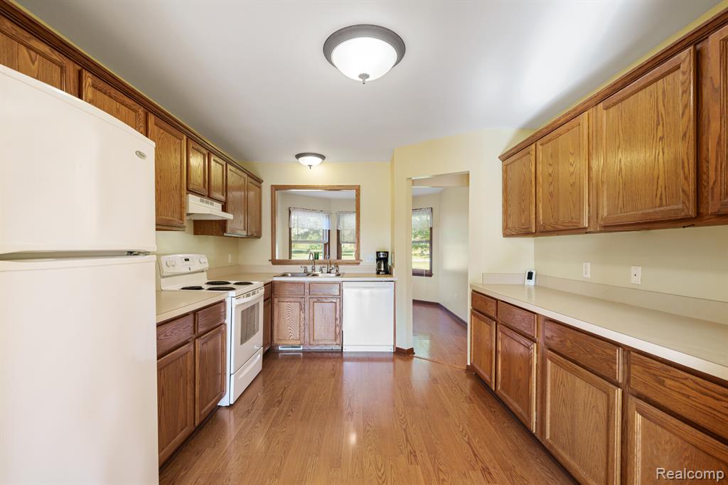 8038 Duquette Road Yale, MI 48097 - Photo 15 of 32
