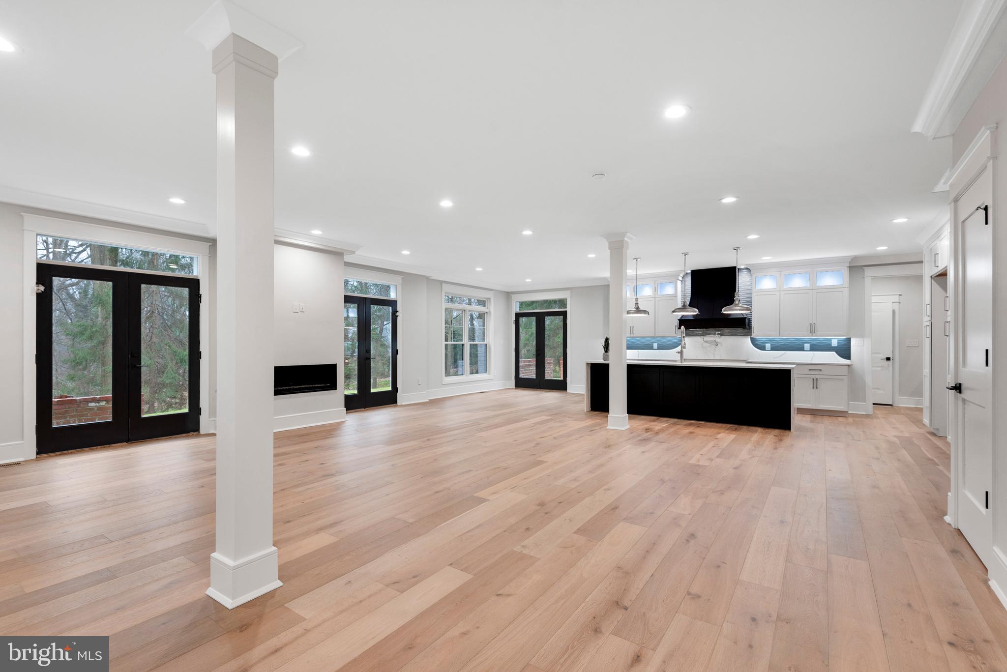 10 Crestline Road Wayne, PA 19087 - Photo 32 of 63 View of Kitchen, FR & Breakfast Room