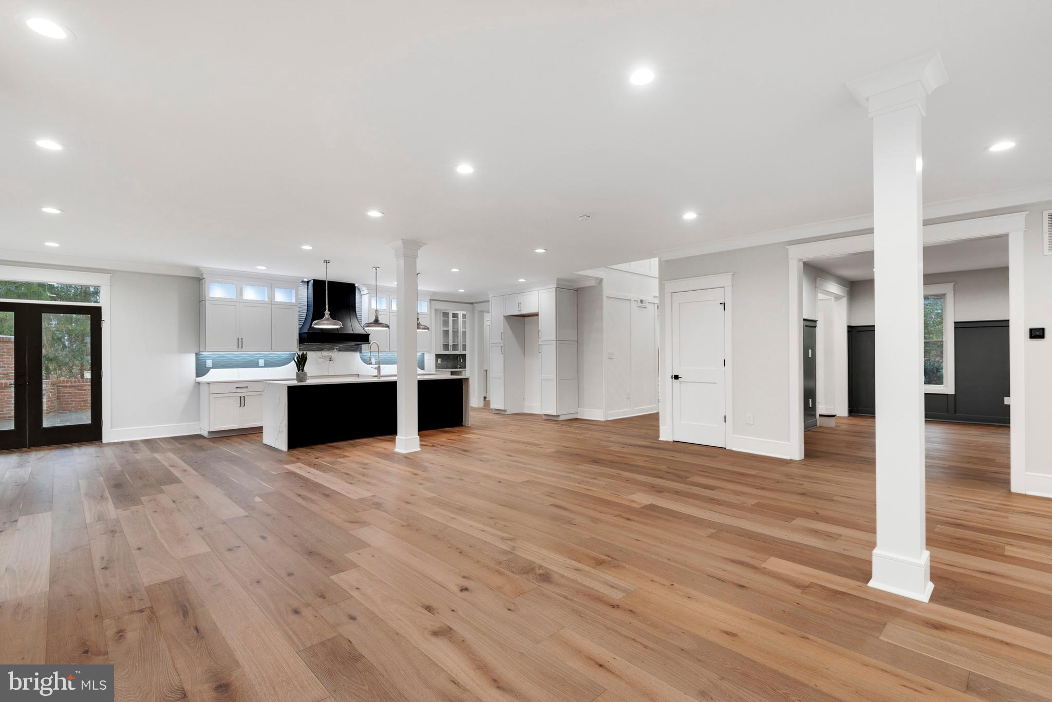 10 Crestline Road Wayne, PA 19087 - Photo 33 of 63 Kitchen/Breakfast Room/ FR