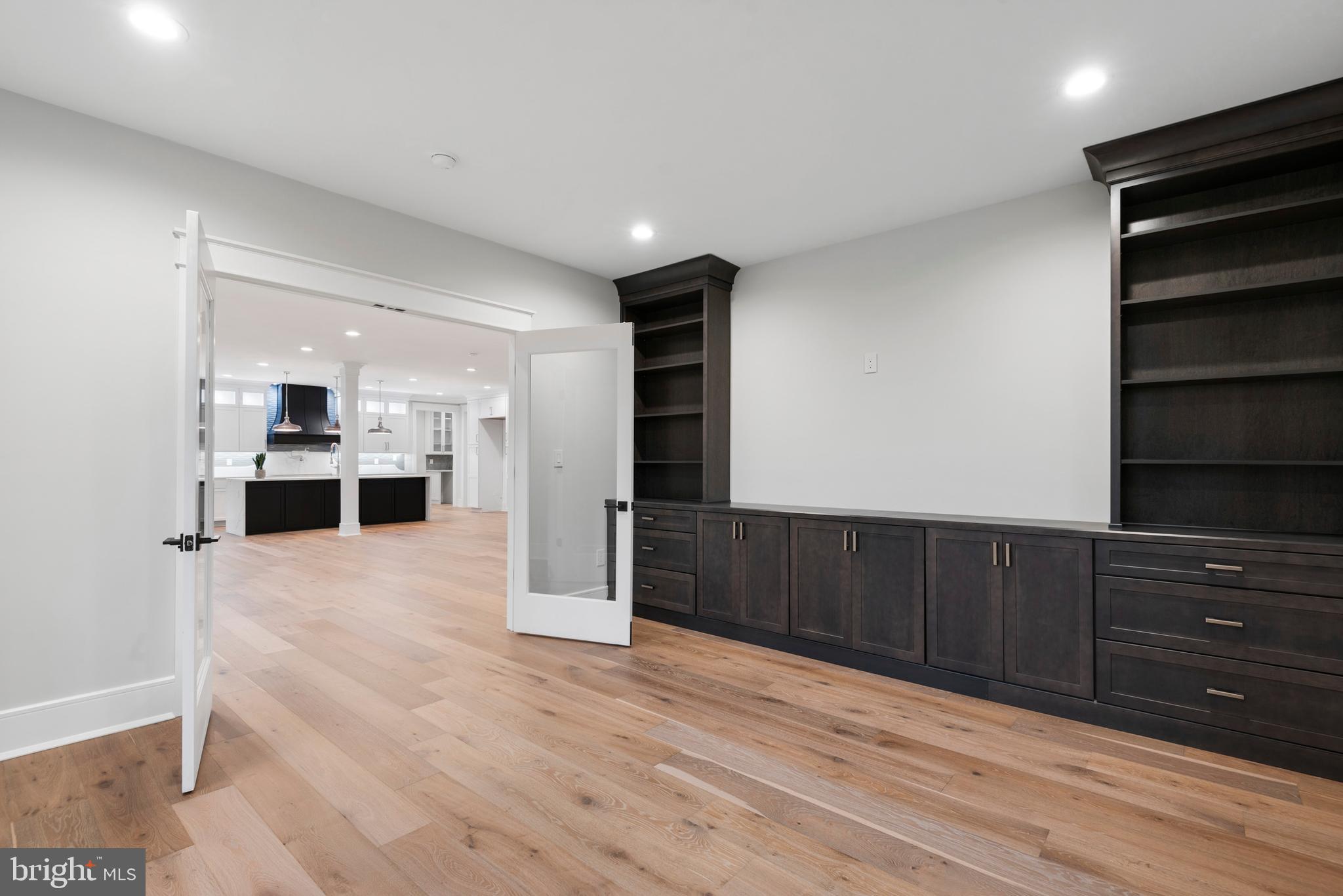 10 Crestline Road Wayne, PA 19087 - Photo 34 of 63 1st Flr Study w/Custom Built-Ins