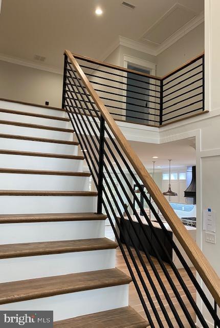 10 Crestline Road Wayne, PA 19087 - Photo 40 of 63 Custom Staircase