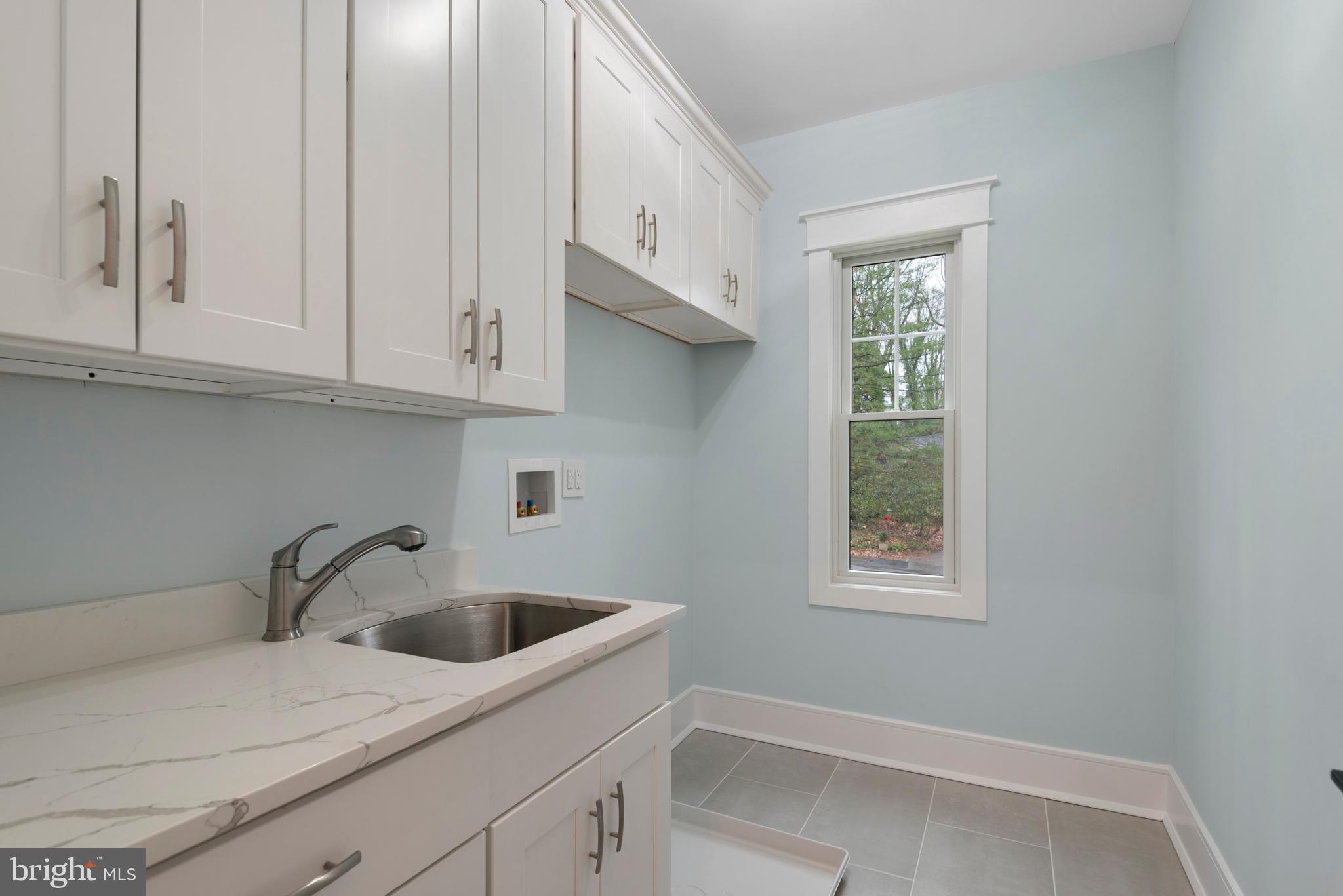 10 Crestline Road Wayne, PA 19087 - Photo 62 of 63 2nd Flr Laundry