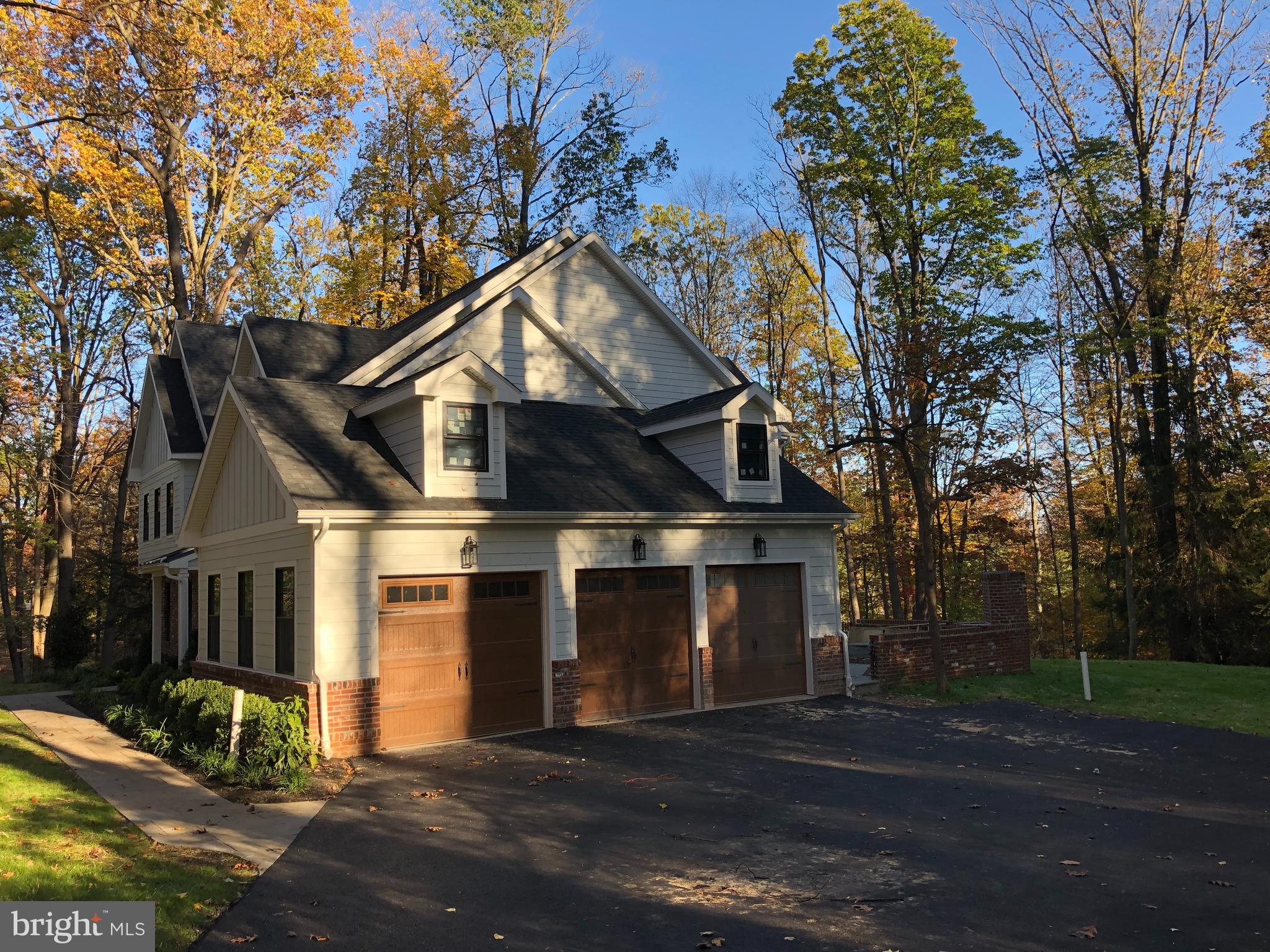 10 Crestline Road Wayne, PA 19087 - Photo 9 of 63 3-CarGarage-EntryFrmGarage